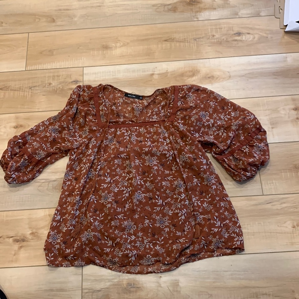 Doe & Rae Flowy Top
